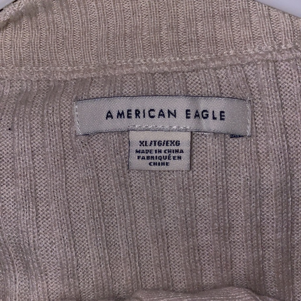 American eagle white sweater kinda like a crop top - Picture 2 of 2